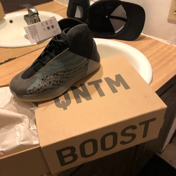 Yeezy Quantum Kids `Teal Blue'